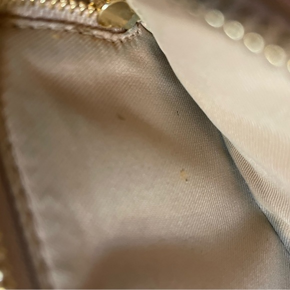 Signature Coach Zip Around Wallet - Picture 6 of 8